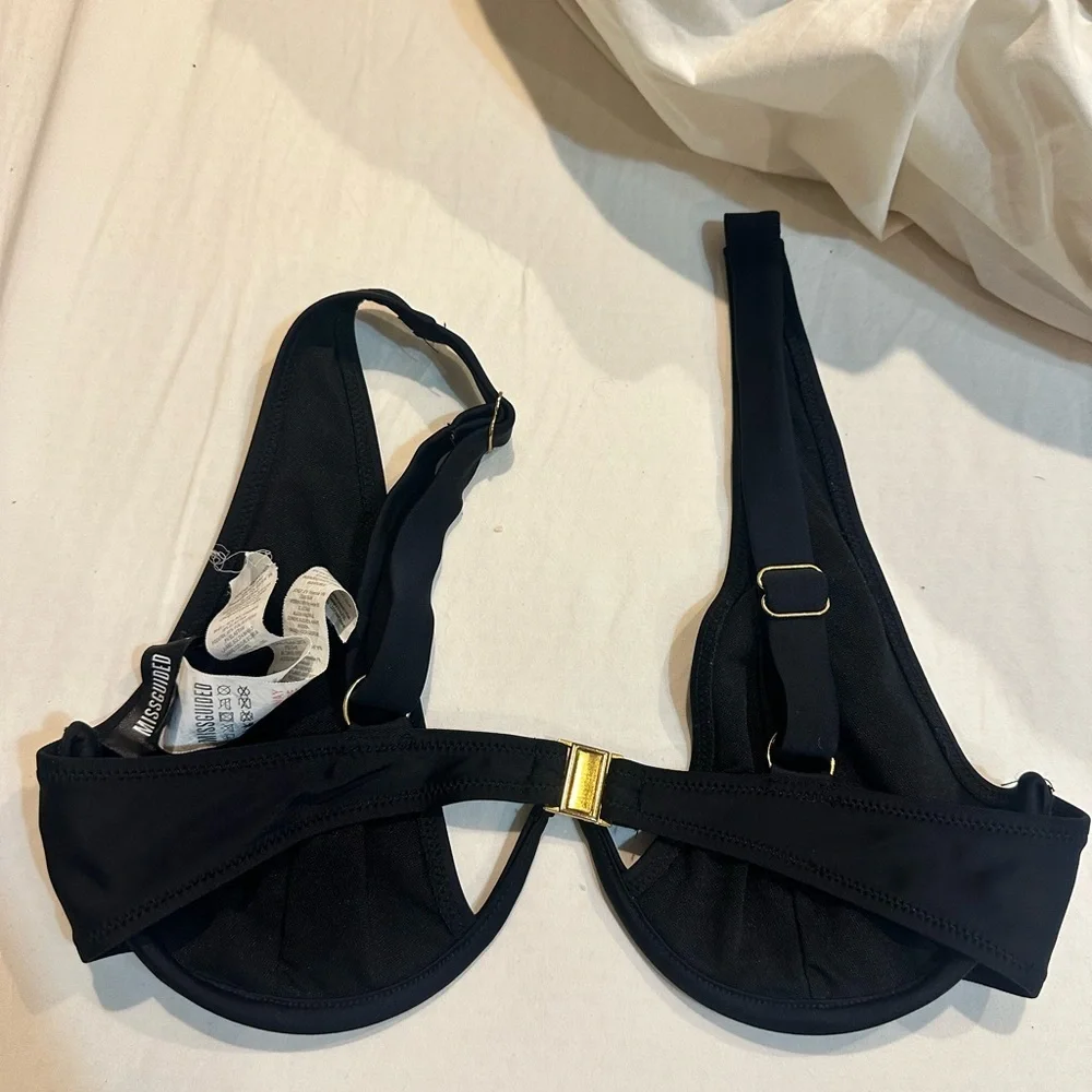 Elegant Black Women's Bikini Top